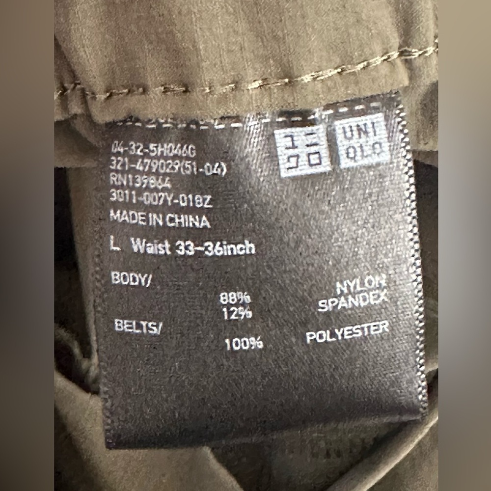 Uniqlo Olive Green Cargo Straight Leg Nylon Pants size Large (33-36”) - Picture 4 of 10